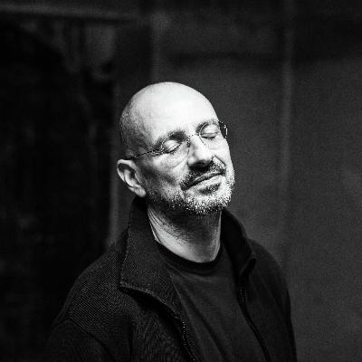 Paulo Pires do Vale (parte 2): “O desejo é uma força de vida. De querer fazer, experimentar. Dêem forma aos vossos desejos” Paulo Pires do Vale (parte 2): “O desejo é uma força de vida. De querer fazer, experimentar. Dêem forma aos vossos desejos”