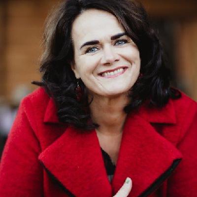 100% Mens: In gesprek met Danielle van der Weide 100% Mens: In gesprek met Danielle van der Weide