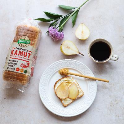 Recepta Torrada de ricotta amb pera calenta i mel