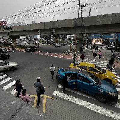 Honking cars galore (Lima, Peru, July 3rd 2025)