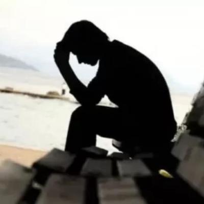 ماذا دهاك؟ كلمات وإلقاء أحمد الخولي