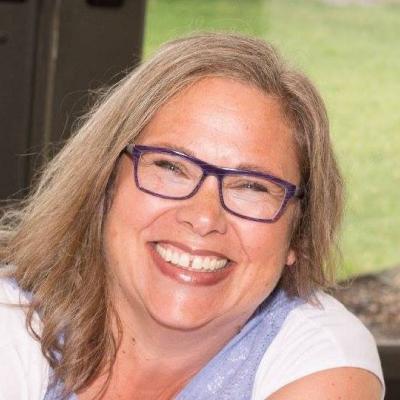 Steph Walker | Leading With Curiosity S2E47