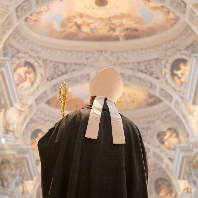 Jemanden lieben bedeutet, ihm zu sagen: Du wirst nicht sterben. Predigt an Allerseelen 2025 Jemanden lieben bedeutet, ihm zu sagen: Du wirst nicht sterben. Predigt an Allerseelen 2025