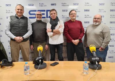 La exposición 'Un año en imágenes 2025' de la Tribuna protagoniza 'El llano en llamas'