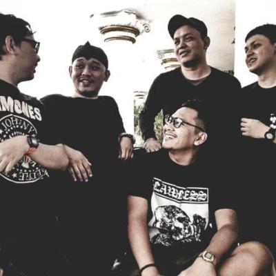 OUTING (Obrolan Tidak Penting) - Motivasi Pengangguran Profwsional