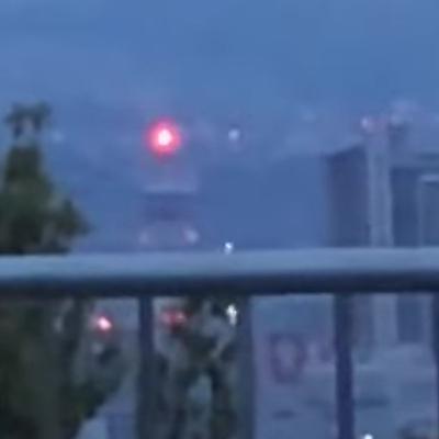 日の出を逃して見つけた赤い光(いつもの展望台から2026年4月4日) 日の出を逃して見つけた赤い光(いつもの展望台から2026年4月4日)