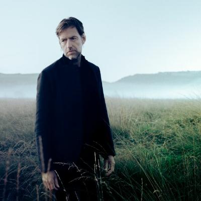 Ed O'Brien of Radiohead joins Nadine O'Regan for My Roots Are Showing Ed O'Brien of Radiohead joins Nadine O'Regan for My Roots Are Showing