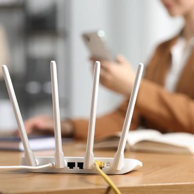 Conheça as vantagens e desvantagens da internet via satélite