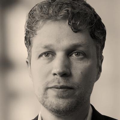 Daniel Truhn: LLMs can perform Radiology Reporting