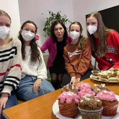 #8 - Valéria Senajová: Ako môžu Service learning a koláče robiť svet lepším #8 - Valéria Senajová: Ako môžu Service learning a koláče robiť svet lepším