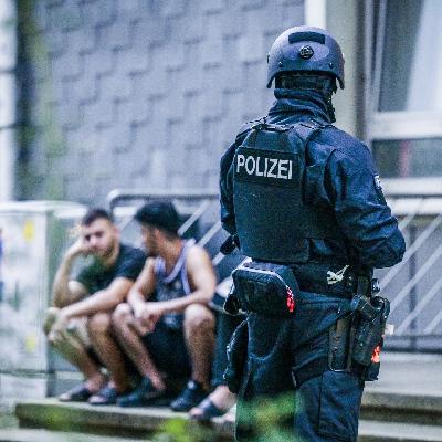 Abschieben unter Druck - Nordrhein-Westfalen verschärft seine Asylpolitik