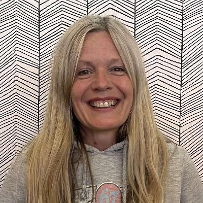 Episode 94: Jenny Urquhart, 'Normal for Hartcliffe' and Palestine solidarity rally Episode 94: Jenny Urquhart, 'Normal for Hartcliffe' and Palestine solidarity rally