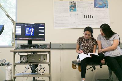 Should colleges give credit for learning outside the classroom?