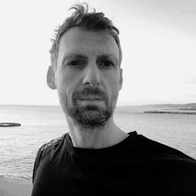 Redefining Your Identity: Life Beyond Alcohol with Mike Maddox
