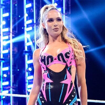 Otto Talks with WWE Superstar Maxxine Dupri about Raw in Milwaukee
