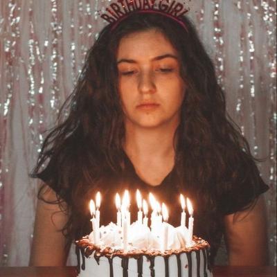 geburtstags - trauma?! - über erwartungen, druck und das älter werden geburtstags - trauma?! - über erwartungen, druck und das älter werden