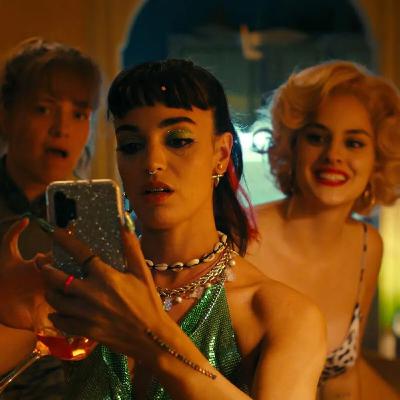 Les femmes au balcon de Noémie Merlant