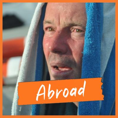 Abroad 2: 28,5 uur overleven op open zee, zonder iets om aan vast te houden
