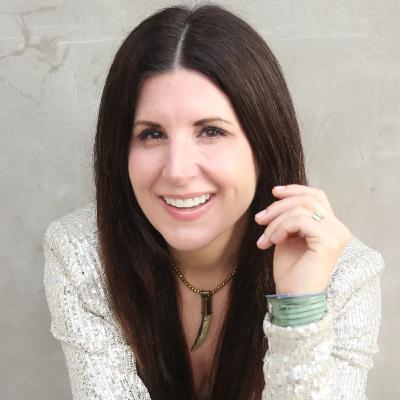 Eclectic Soundtrax Podcast - #93 w/ Amy Atchley Eclectic Soundtrax Podcast - #93 w/ Amy Atchley