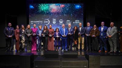 Uvas de la SER de Radio Algeciras 2025 Uvas de la SER de Radio Algeciras 2025