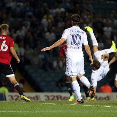 #LUTVLive commentary of Chris Wood's stoppage time  goal v Fulham...
