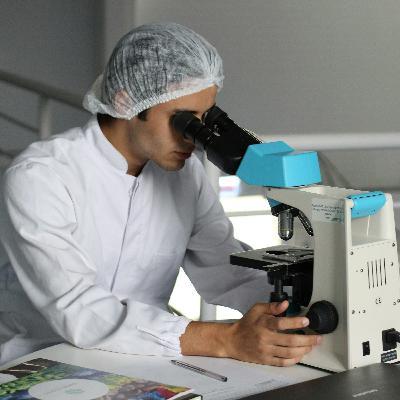 Desvendando a Robótica com Química: Elementos Essenciais e Aplicações