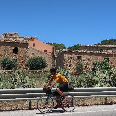 Paolo Pinzuti: cicloviaggiatore, ciclista urbano e sognatore professionista Paolo Pinzuti: cicloviaggiatore, ciclista urbano e sognatore professionista