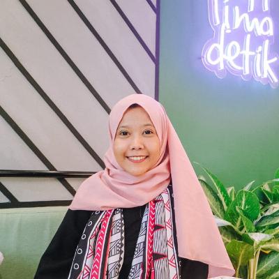 Life-Shifting with Tiara Life-Shifting with Tiara