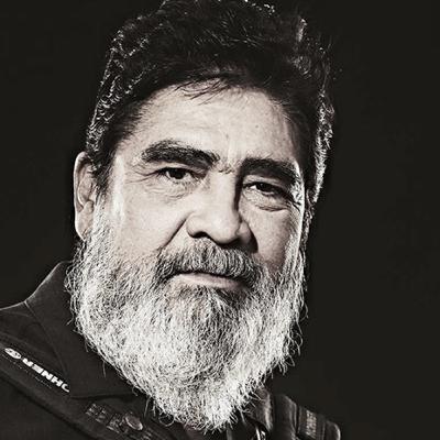 Aunque no sea conmigo: La historia de un amor tan fuerte como imposible