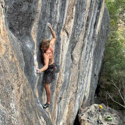 Sport climbing in Laos  - Discovering the Jewel of Thakek