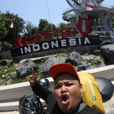 berkelana menuju ujung indonesia barat, tersesat di daerah terpencil dan menjadi masyarakat usiran. berkelana menuju ujung indonesia barat, tersesat di daerah terpencil dan menjadi masyarakat usiran.