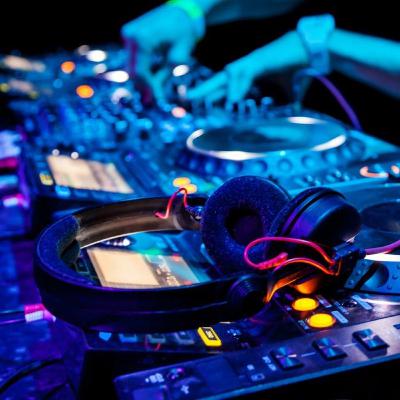 Música electrónica con tumbao cubano Música electrónica con tumbao cubano