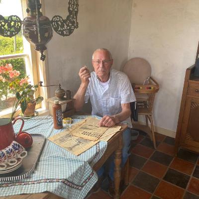 [Aflevering 3 - Met Gio de streek door] - Op bezoek bij De Moezeköttel, 's werelds kleinste openluchtmuseum