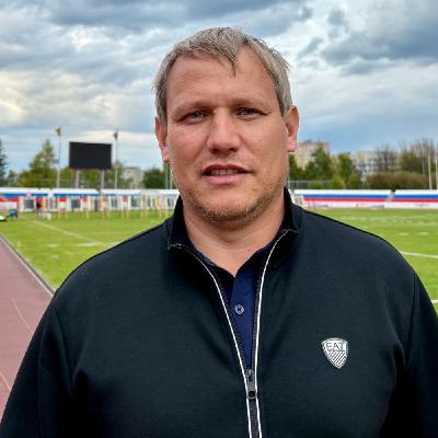 М. Яриков. За Гареевым тянется молодежь