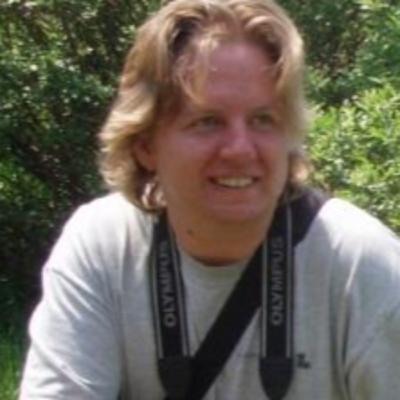 E0021a - Charlie Brown, Location Manager