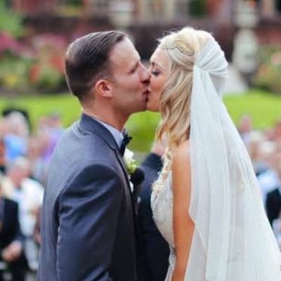 20 | They were just friends for years—until one snowboarding trip, one movie night, and one unexpected text changed everything 20 | They were just friends for years—until one snowboarding trip, one movie night, and one unexpected text changed everything