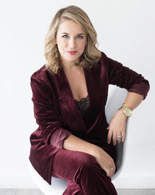 Episode 12: Exhausting the Grit, Living in the Grace with Laura Ritchie of Grit and Grace Inc.