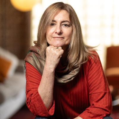 Liderar siendo mujer: desafíos, poder interno y transformación Liderar siendo mujer: desafíos, poder interno y transformación