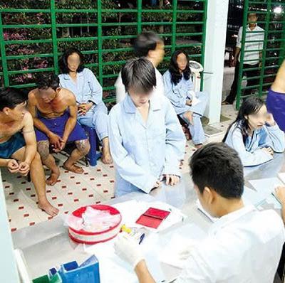 Hãy hiểu đúng luật, tránh xa ma túy! Hãy hiểu đúng luật, tránh xa ma túy!