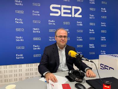 Carlos Navarro Antolín: Mirar a los sevillanos de las Tres Mil