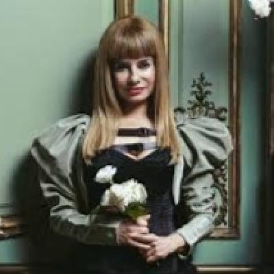 La cruzada, Florencia Canale