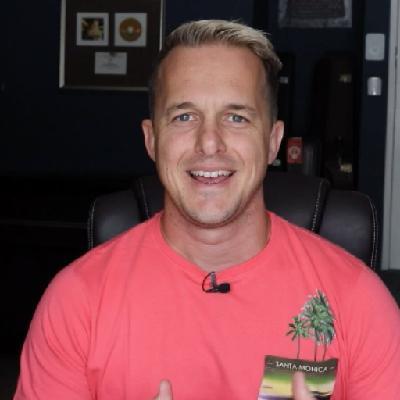 "Be Strong" - Verse of the Day Podcast 2 (Heinz Winckler) "Be Strong" - Verse of the Day Podcast 2 (Heinz Winckler)