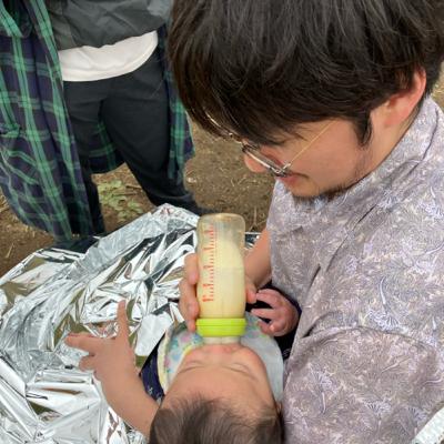 第九九幕_エマージェンシーシートに包まる楓太_
