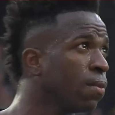 فينيسيوس والعنصرية ماذا بعد ! قصه أسبوع ناري في كره القدم الاسبانيه - بودكاست الشعب الكروي