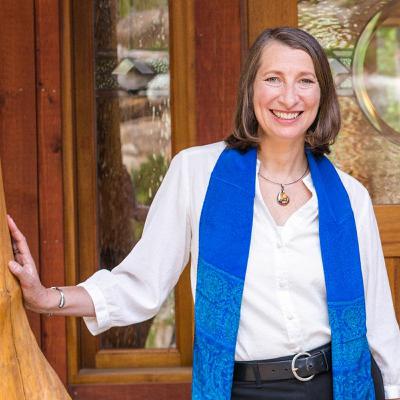 A Not So Big Life: Sarah Susanka (#117 Encore) A Not So Big Life: Sarah Susanka (#117 Encore)