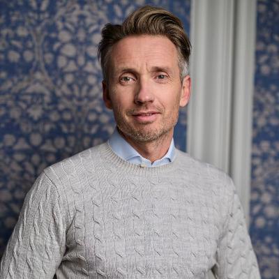 Stap 1, We erkenden dat we machteloos stonden tegenover drugs en alcohol - dat ons leven stuurloos was geworden Stap 1, We erkenden dat we machteloos stonden tegenover drugs en alcohol - dat ons leven stuurloos was geworden