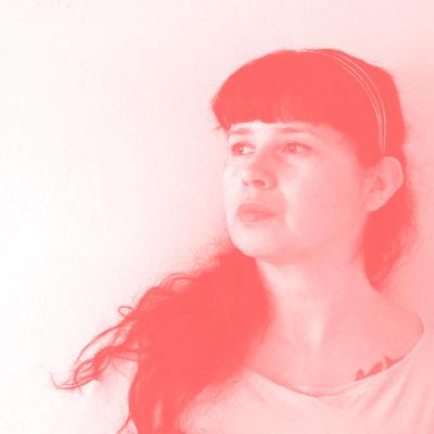 Mila Berríos: "La poesía es el lugar de la posibilidad" - Poetas chilenas contemporáneas en la Librería del GAM (Ep.7 T2) Mila Berríos: "La poesía es el lugar de la posibilidad" - Poetas chilenas contemporáneas en la Librería del GAM (Ep.7 T2)