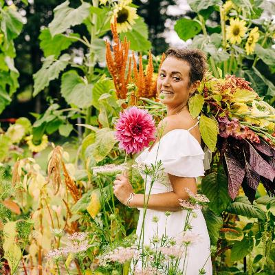 The Courage to Keep Growing: Alicia Plante and the Gift of a Life in Bloom The Courage to Keep Growing: Alicia Plante and the Gift of a Life in Bloom
