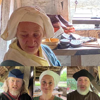 Återskapat - 99 - Archaeological shoes and leather