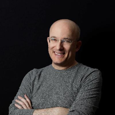 Episode 16: Gil Hovav, TV host and food journalist